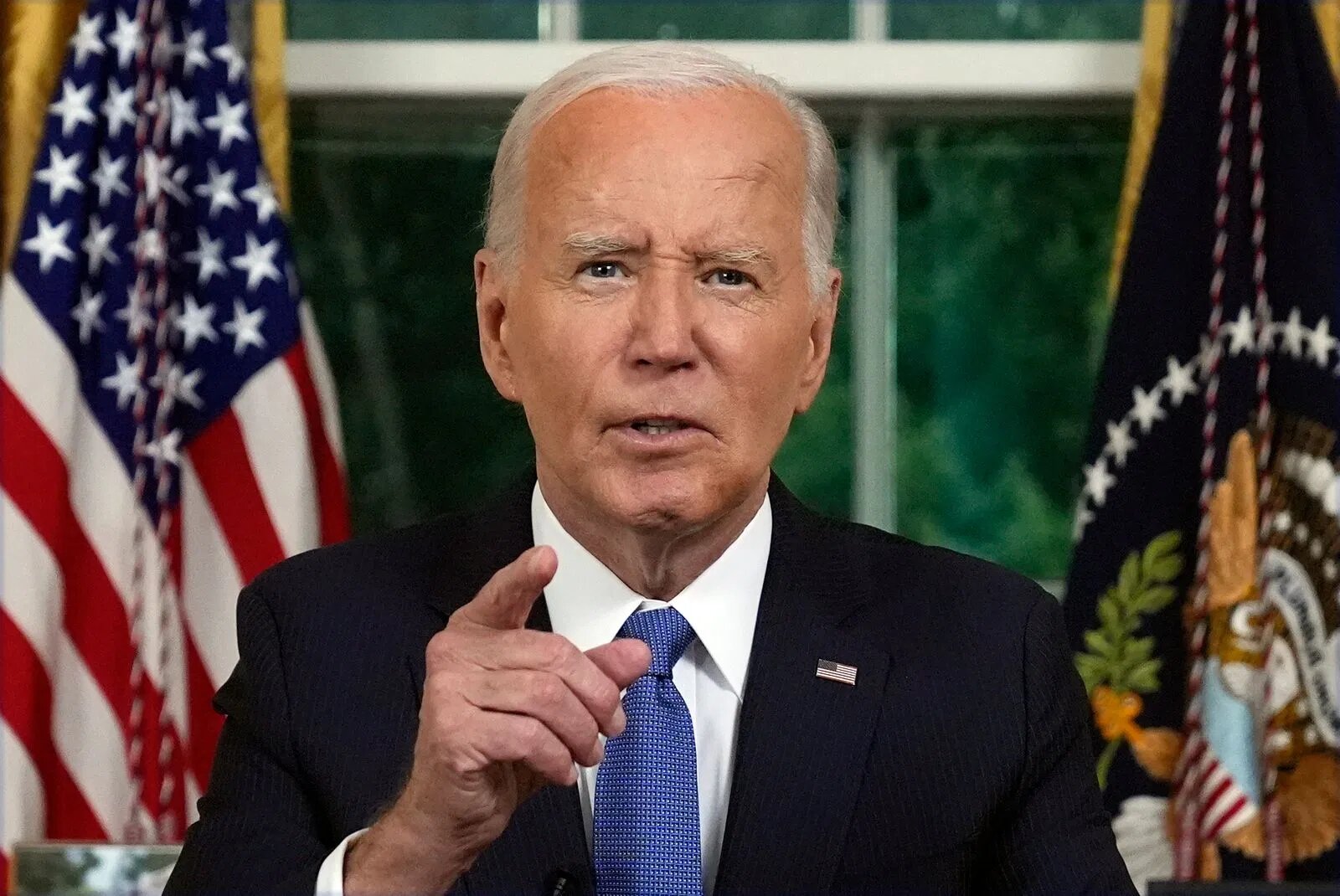 Biden Moves to Permanently Ban Offshore Oil and Gas Drilling in Final Bid to Block Trumps Energy Agenda: Report | The Gateway Pundit | by Jim Hᴏft